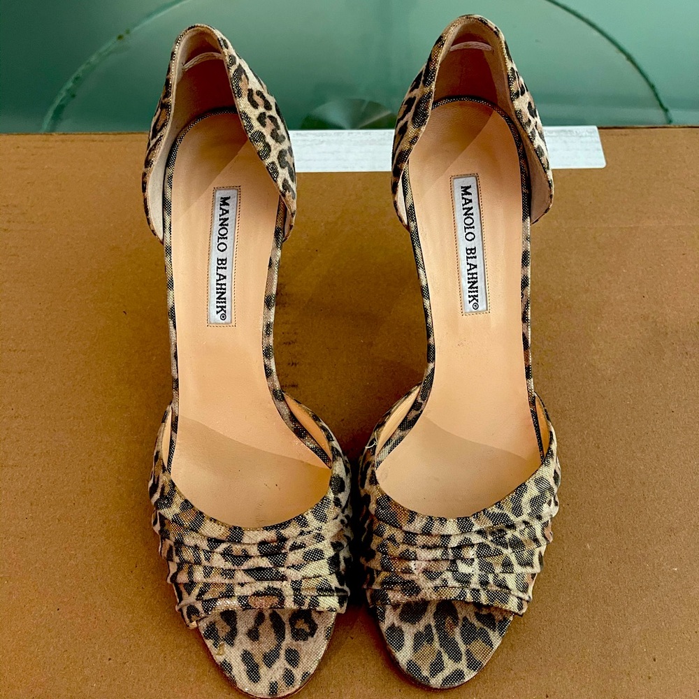 Manolo Blahnik D’Orsay Peep Toe pumps